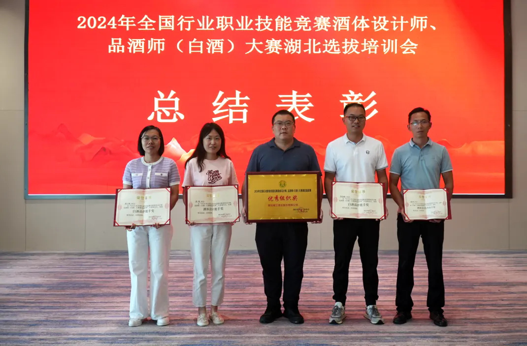 640 (2).webp (3).png 640 (2).webp (3).png